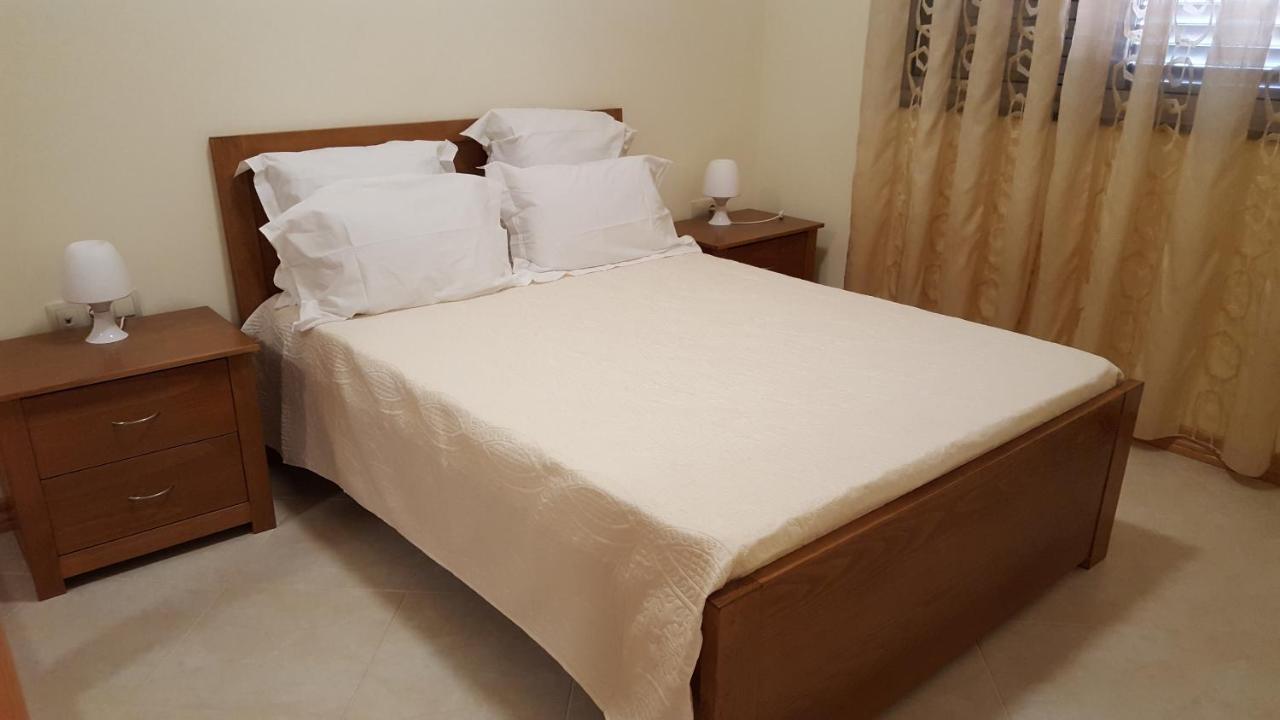 Private Apartament Celestina & Carlos Mindelo Ngoại thất bức ảnh