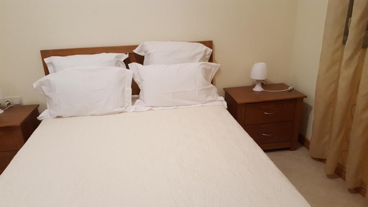 Private Apartament Celestina & Carlos Mindelo Ngoại thất bức ảnh